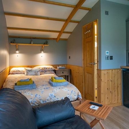 The Elm Shepod - Smardale Mill Villa Ngoại thất bức ảnh